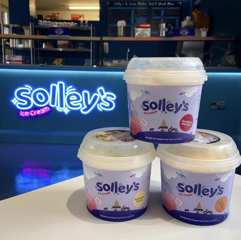 410942399 1104115927692681 1082317308266050429 N