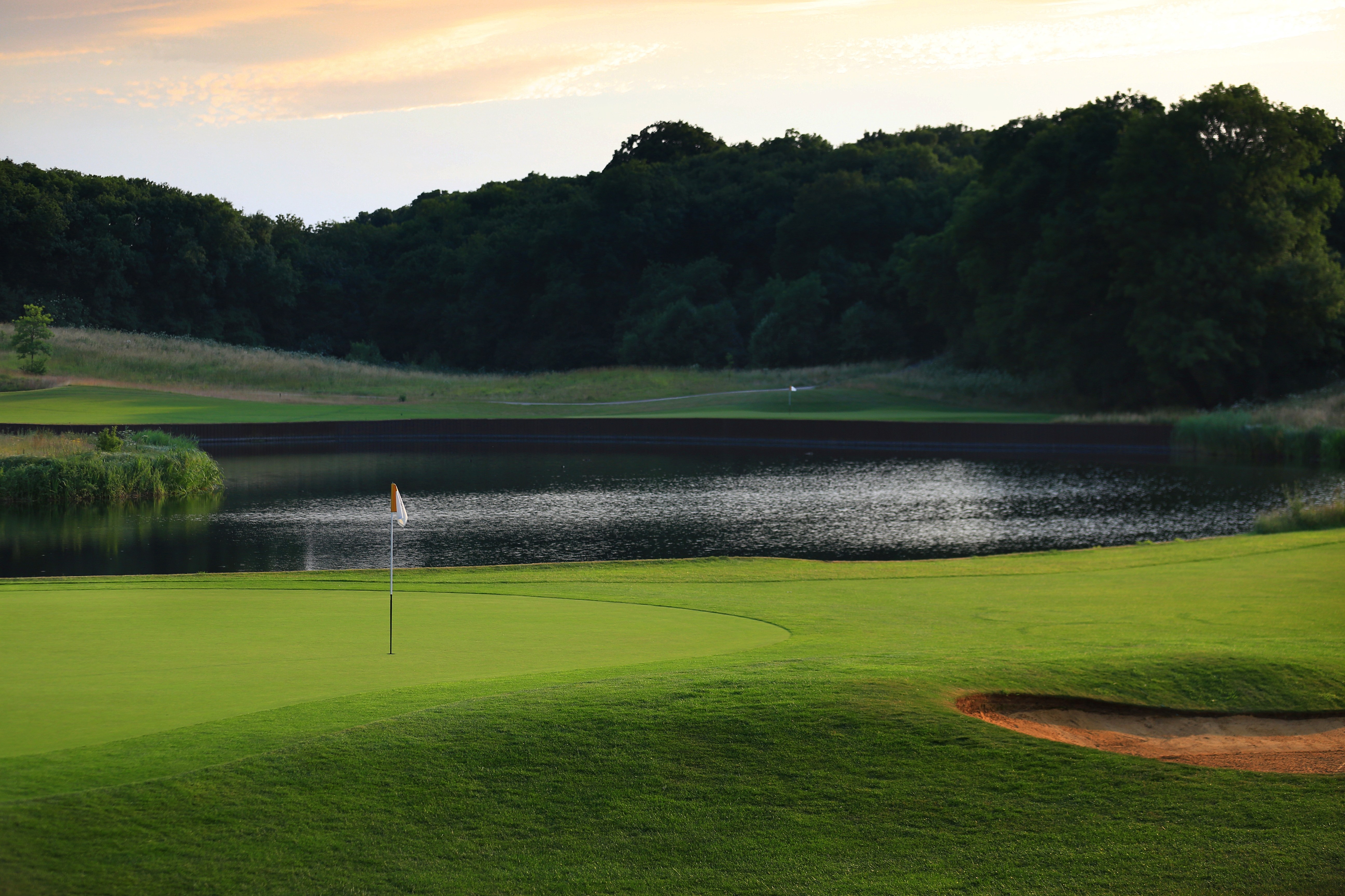 8th hole at London Golf Club