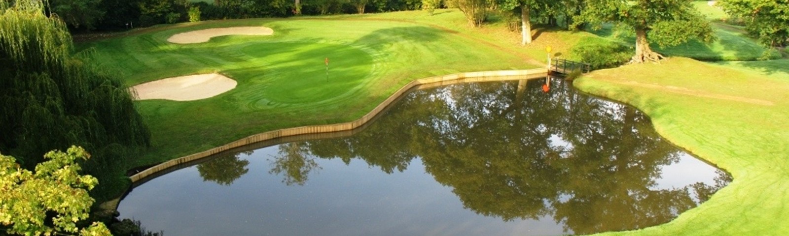 Hever Castle Golf 1.JPG