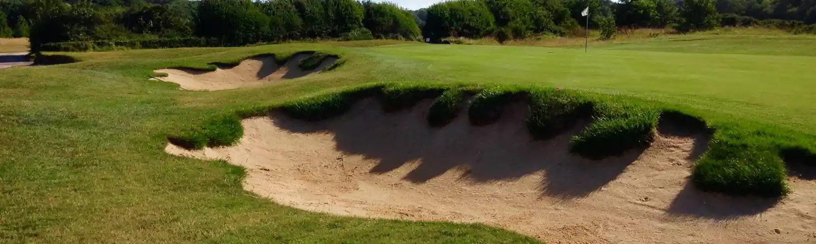 New feathered bunkers at North Foreland GC.jpg