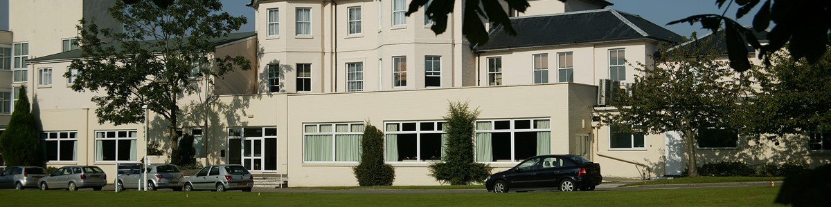 0045-exterior-mercure-maidstone.jpg